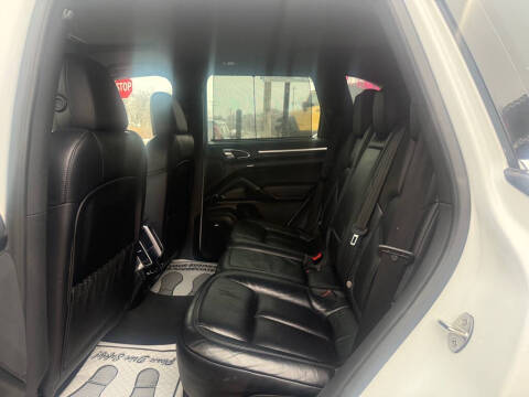 2016 Porsche Cayenne