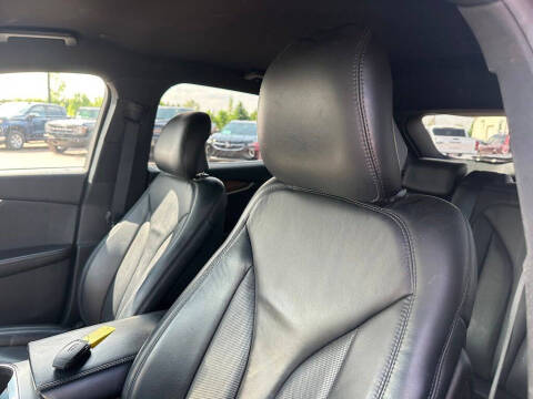 2019 Lincoln Nautilus Select