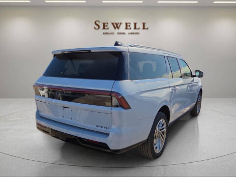 2026 Lincoln Navigator L Reserve