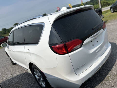 2019 Chrysler Pacifica Touring L Plus