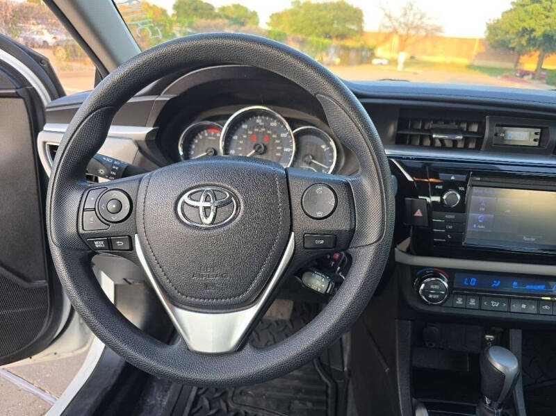 2016 Toyota Corolla LE