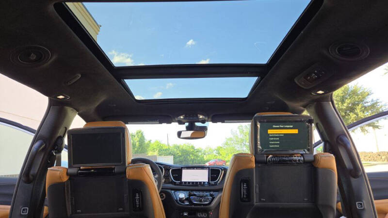 2022 Chrysler Pacifica Pinnacle