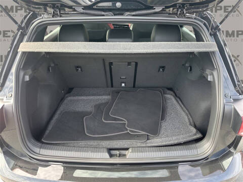 2024 Volkswagen Golf GTI SE