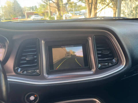2020 Dodge Challenger SXT