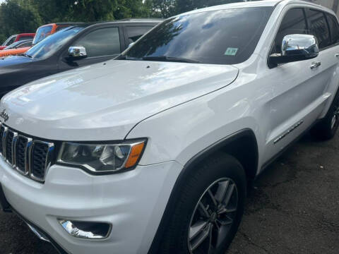 2018 Jeep Grand Cherokee for sale at Car VIP Auto Sales in Danbury CT