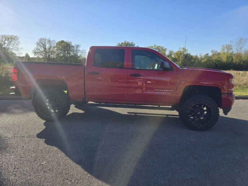 2018 Chevrolet Silverado 1500 Custom