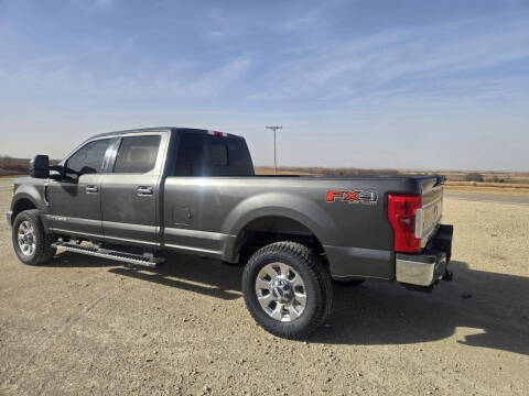 2017 Ford F-350 Super Duty Lariat