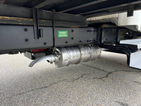 2020 Freightliner M2 106