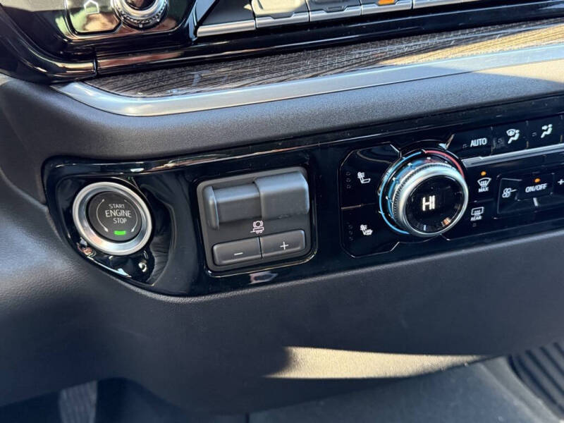 2026 GMC Sierra 1500 Elevation Standard