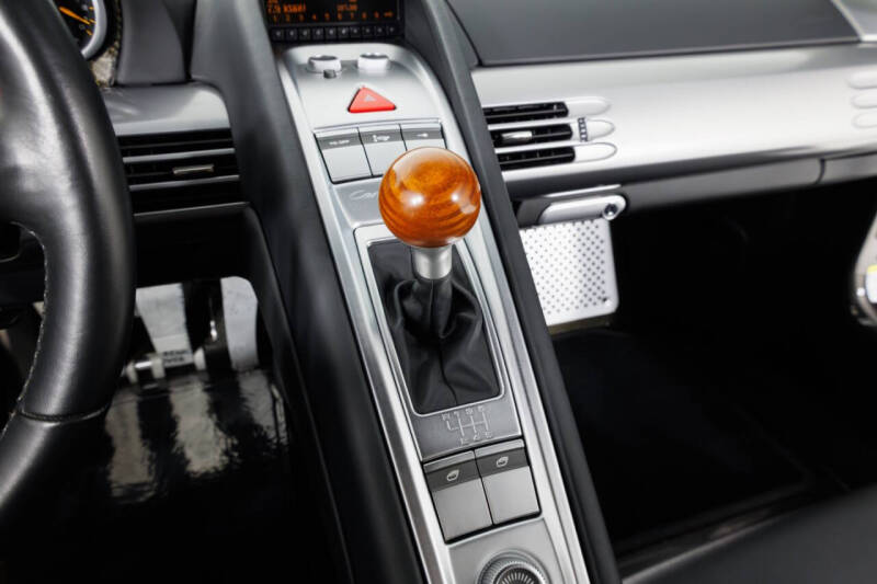 2004 Porsche Carrera GT