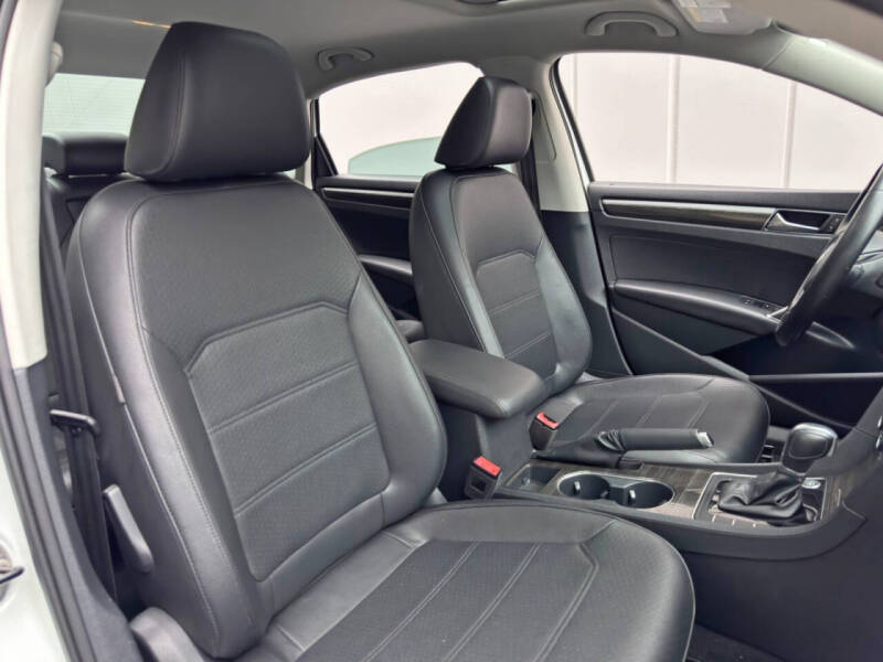 2016 Volkswagen Passat