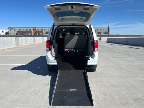 2015 Dodge Grand Caravan SE