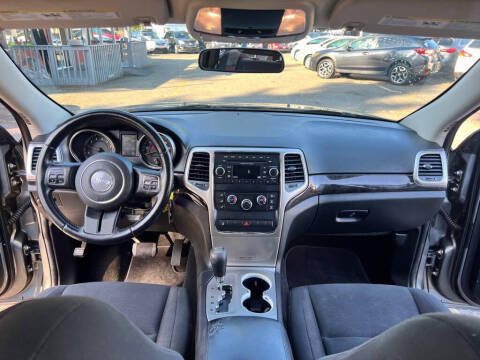 2012 Jeep Grand Cherokee Laredo