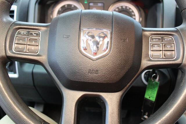 2020 RAM 1500 Classic SLT