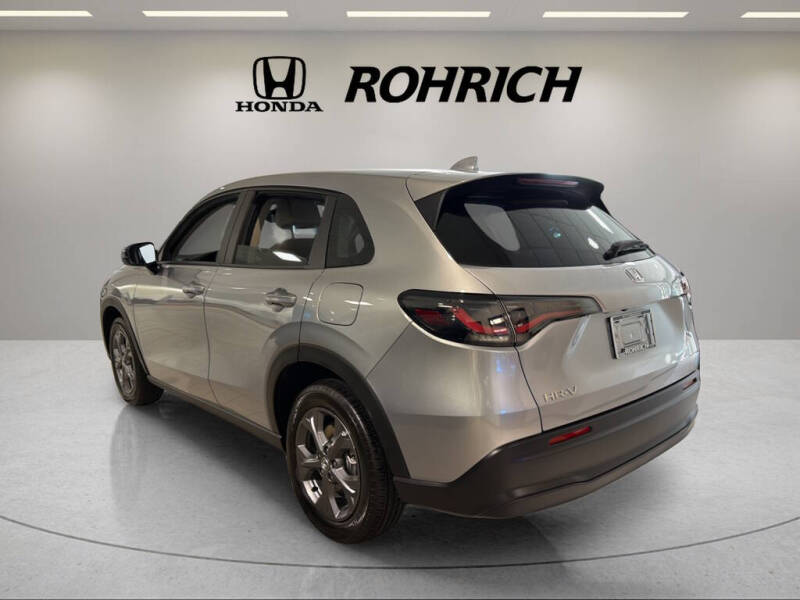 2027 Honda HR-V LX
