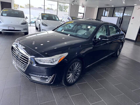 2017 Genesis G90