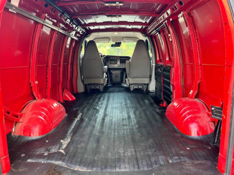 2024 Chevrolet Express 2500