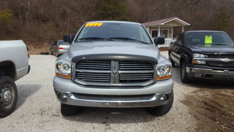 2006 Dodge Ram Pickup 1500 for sale at ROUTE 68 PRE-OWNED AUTOS & RV'S LLC in Parkersburg WV