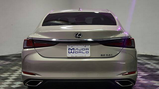 2025 Lexus ES 350
