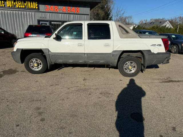 2003 Chevrolet Avalanche for sale at First Choice Auto Center LLC in Cincinnati, OH