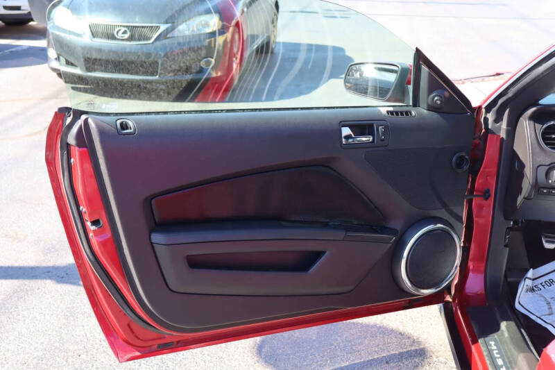 2011 Ford Mustang GT Premium