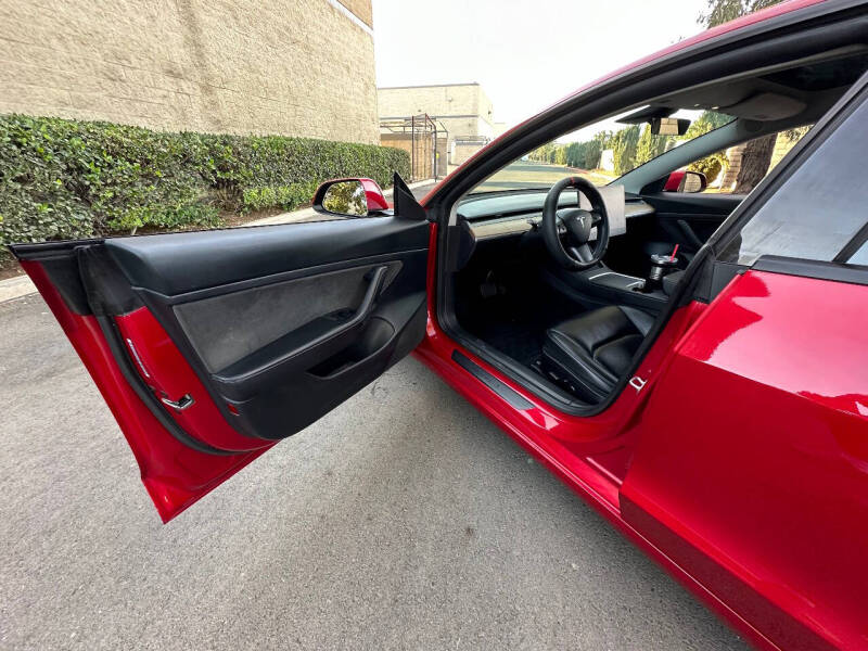 2021 Tesla Model 3 Base photo 35