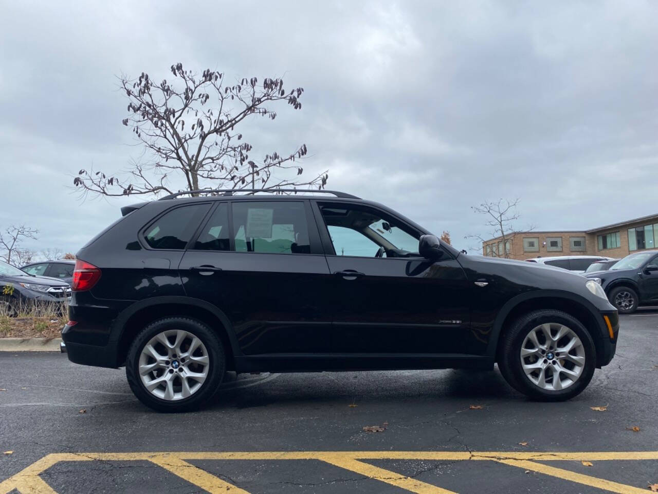 2011 BMW X5 for sale at Ideal Cars LLC in Skokie, IL