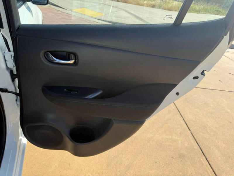 2015 Nissan LEAF