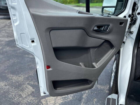 2025 Ford Transit