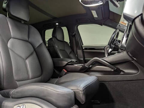 2016 Porsche Cayenne S