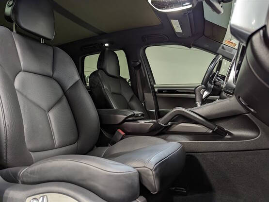 2016 Porsche Cayenne S