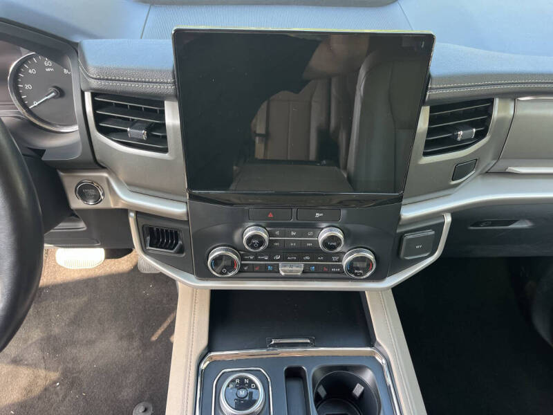 2023 Ford Expedition MAX XLT