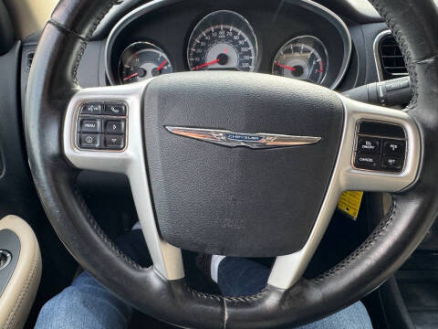 2011 Chrysler 200 Touring