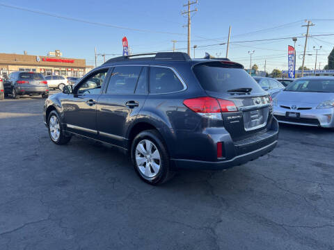 2011 Subaru Outback 2.5i Limited