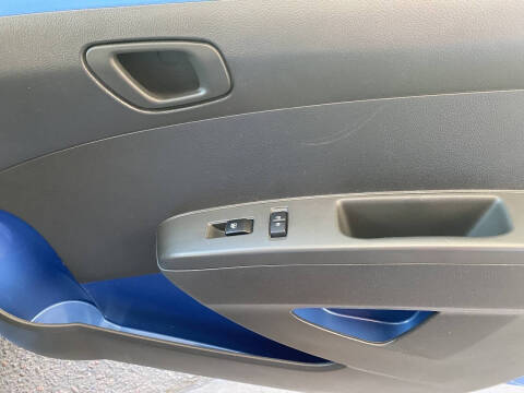 2013 Chevrolet Spark 1LT Auto
