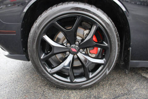 2015 Dodge Challenger SXT Plus