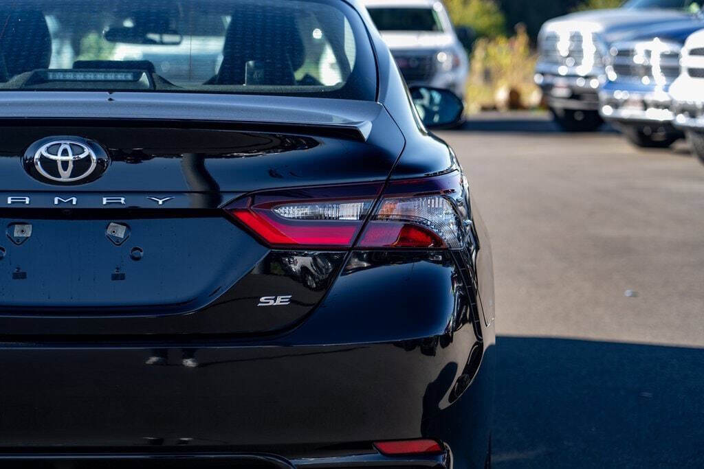 2024 Toyota Camry for sale at Auto Destination in Puyallup, WA