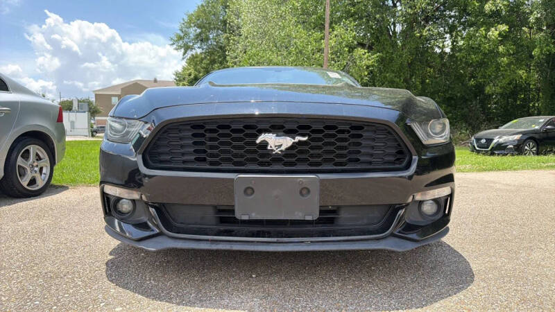 2016 Ford Mustang V6