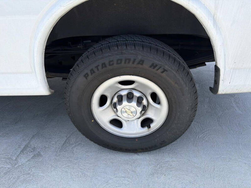 2020 Chevrolet Express 2500