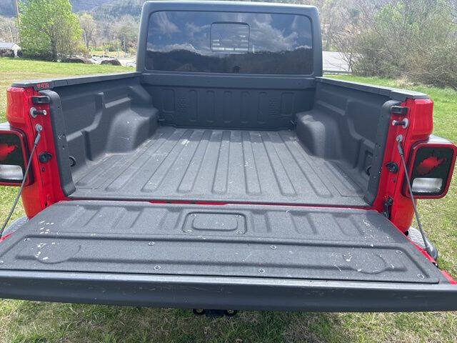 2021 Jeep Gladiator Willys