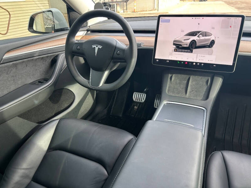 2023 Tesla Model Y Performance