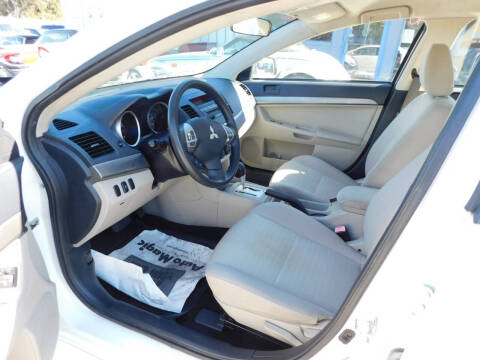 2013 Mitsubishi Lancer ES