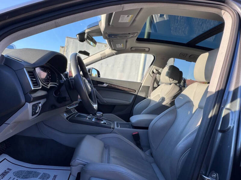 2019 Audi Q5 quattro Prestige 45 TFSI