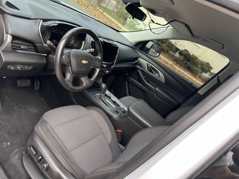 2018 Chevrolet Traverse LT Cloth