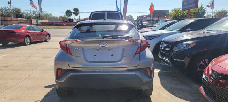 2019 Toyota C-HR XLE