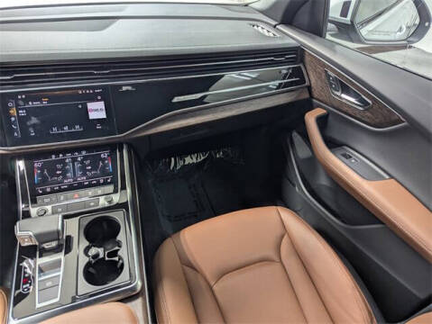 2024 Audi Q8 quattro Premium Plus 55 TFSI