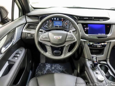 2025 Cadillac XT5 Sport