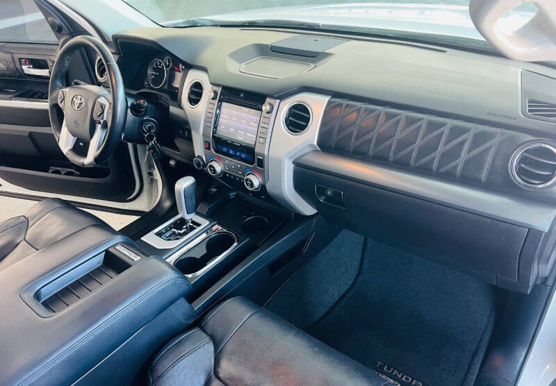 2015 Toyota Tundra Platinum