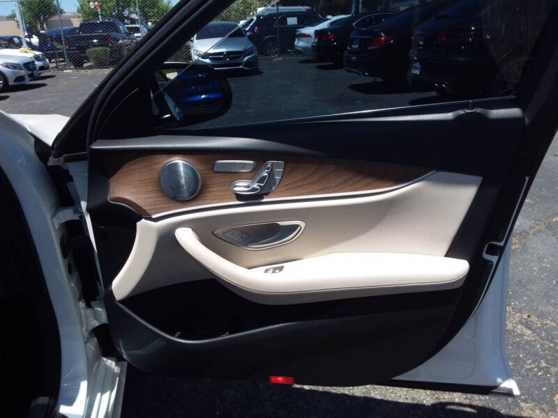 2018 Mercedes-Benz E-Class E 300