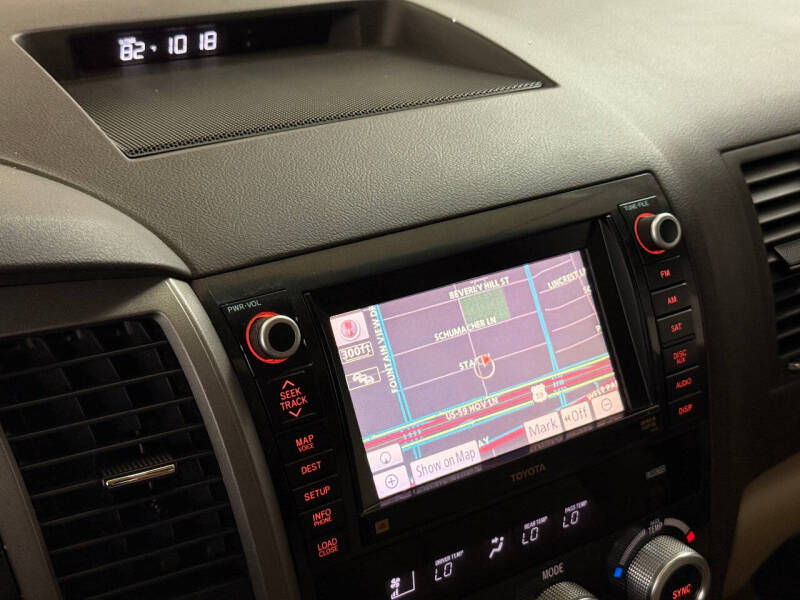 2011 Toyota Sequoia Platinum